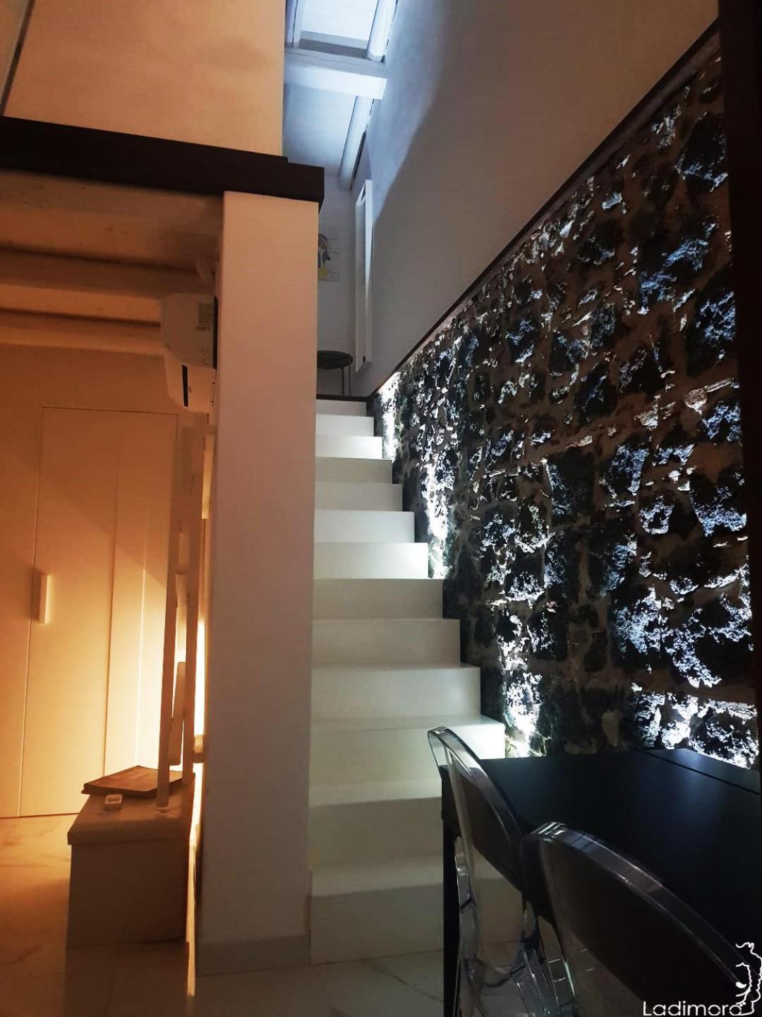 란다조 La Dimoro 빌라 외부 사진